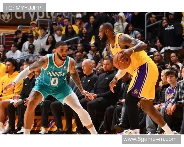 湖人主场迎战黄蜂全力争胜期待精彩对决与球星表现